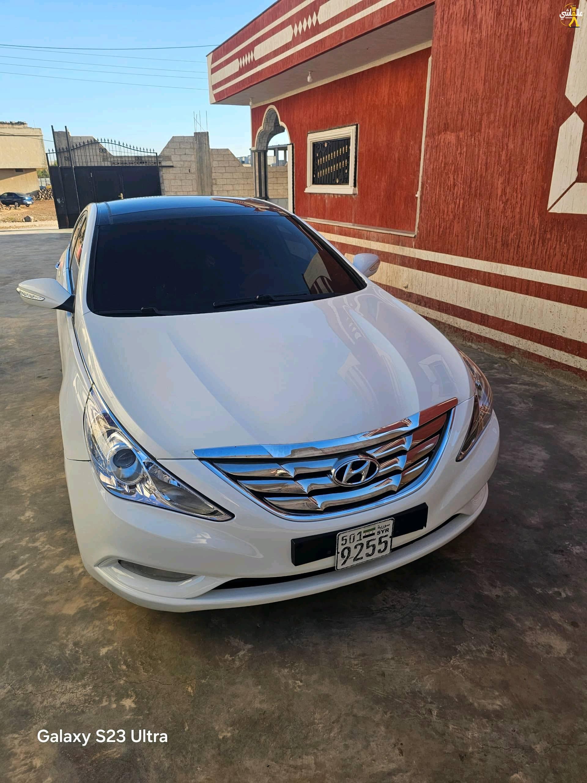 سوناتا 2012 ابيض