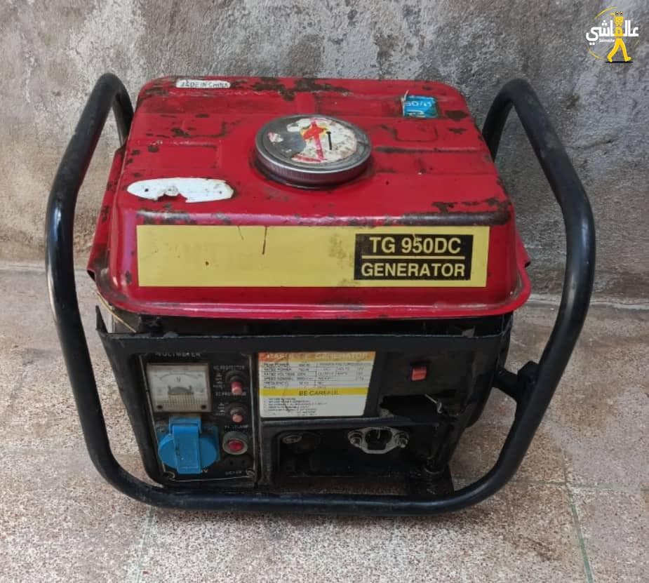 مولدي بنزين 1000 شمعه